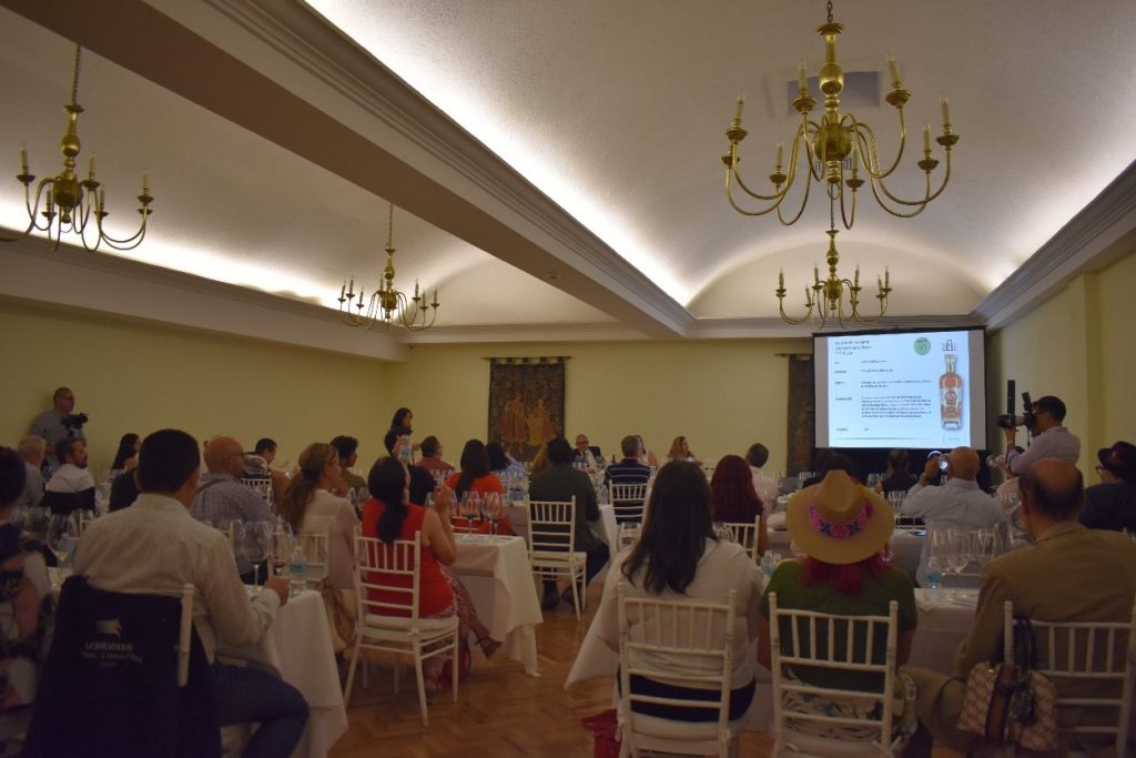 Se ofrecieron 3 catas formativas, entre ellas la presentación oficial de la Guía Peñín de los Vinos de México 2025.