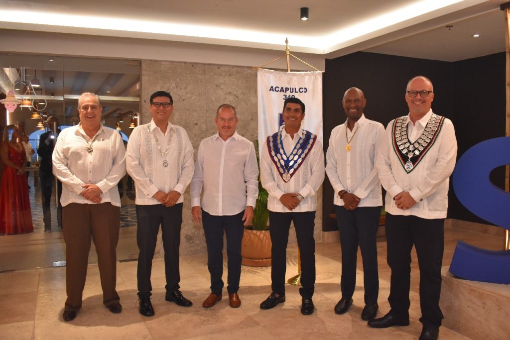 Cena de gala del 55 aniversario del Club Skål Internacional Acapulco.