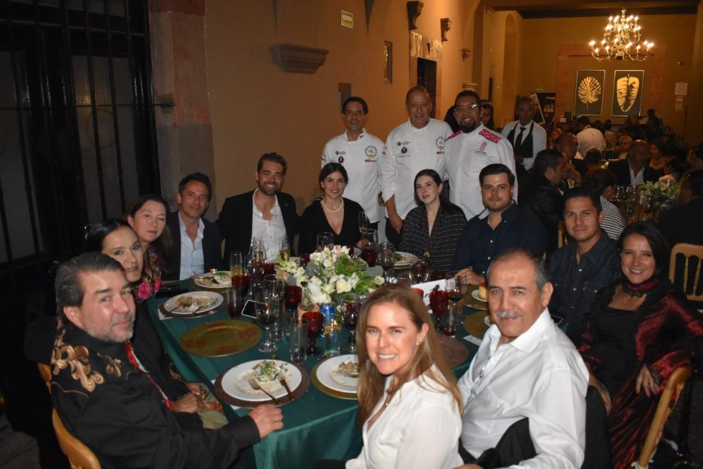 Cena de “Los Conspiradores” en el hotel boutique Plaza D´ Armas, Querétaro.