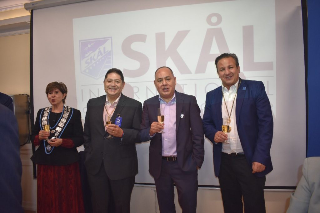 Cristina Vázquez, Gustavo Bolio, Humberto Avelar y Roberto Trauwitz.