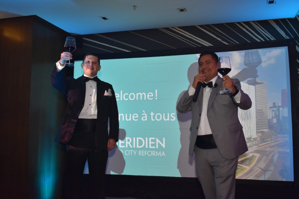 Gerardo López, Director Comercial y Víctor Tenorio, Gerente General de Le Meridien Mexico City Reforma.