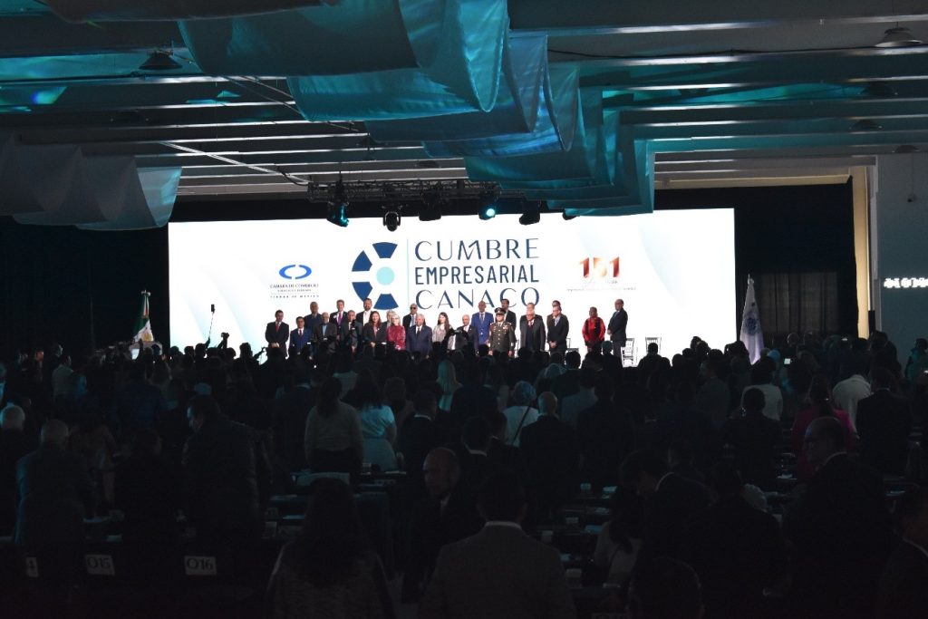 Cumbre Empresarial CANACO 2025 en las instalaciones de Expo Reforma.
