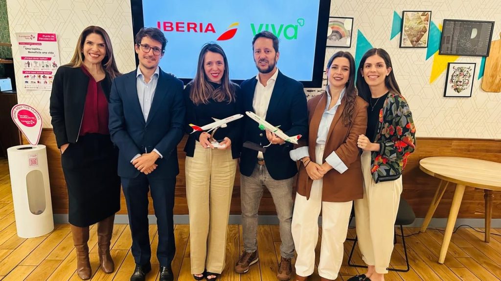 Viva e Iberia amplían alianza y facilitan vuelos entre México y Europa.