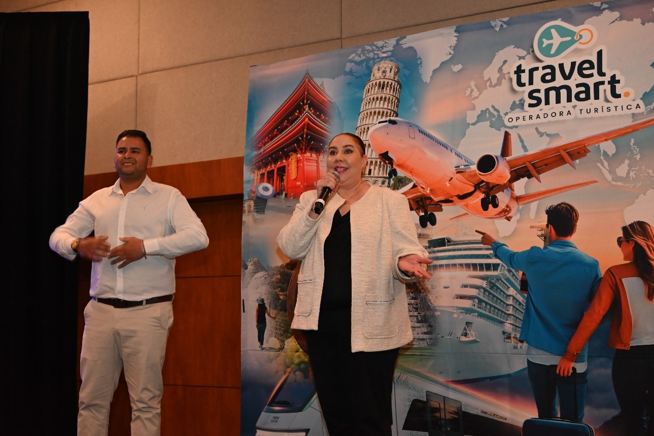 Cata de tequila dirigida por Irma García y Ángel Giovanni Lino de Casa Sauza