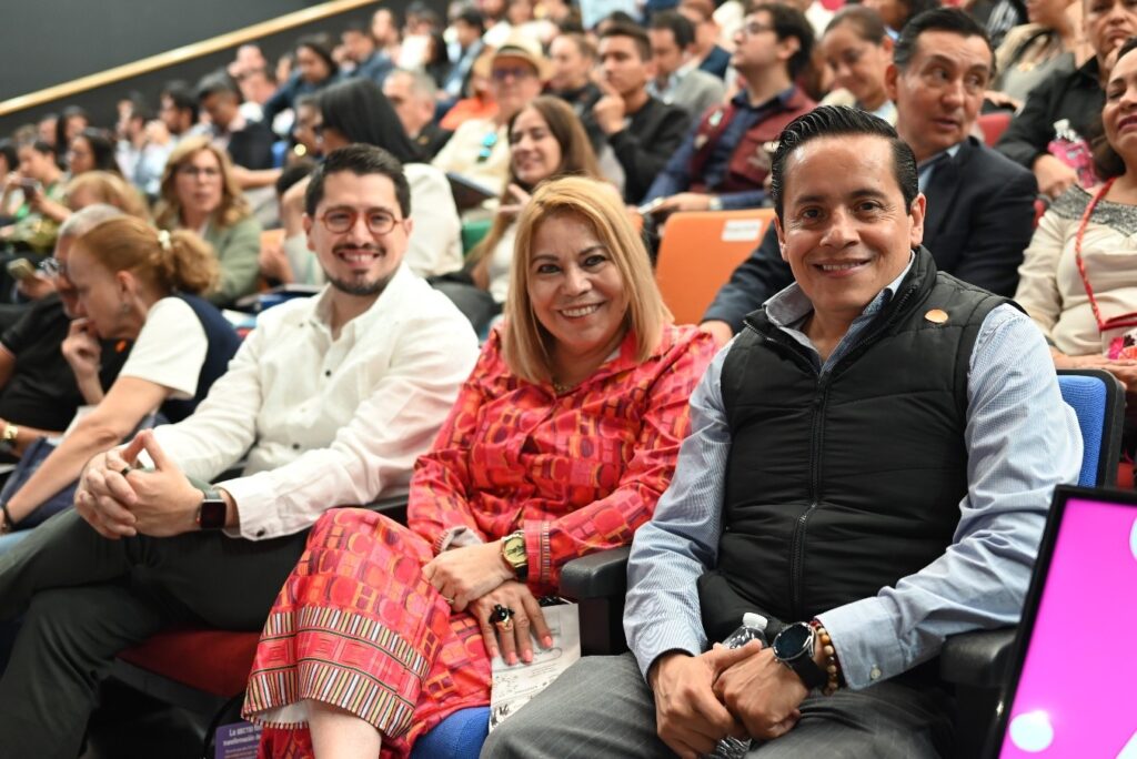 Presencia de la AMAV CDMX, Asociación Metropolitana de Agencias de Viajes y FMPT de la CDMX.