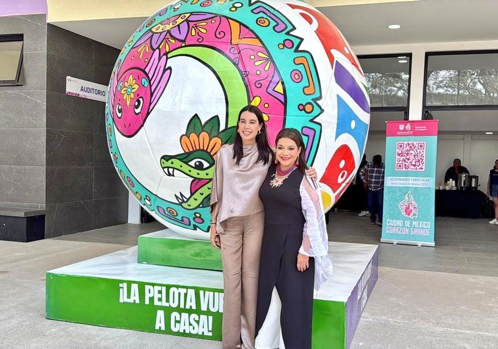 Josefina Rodríguez Zamora y Clara Brugada Molina.