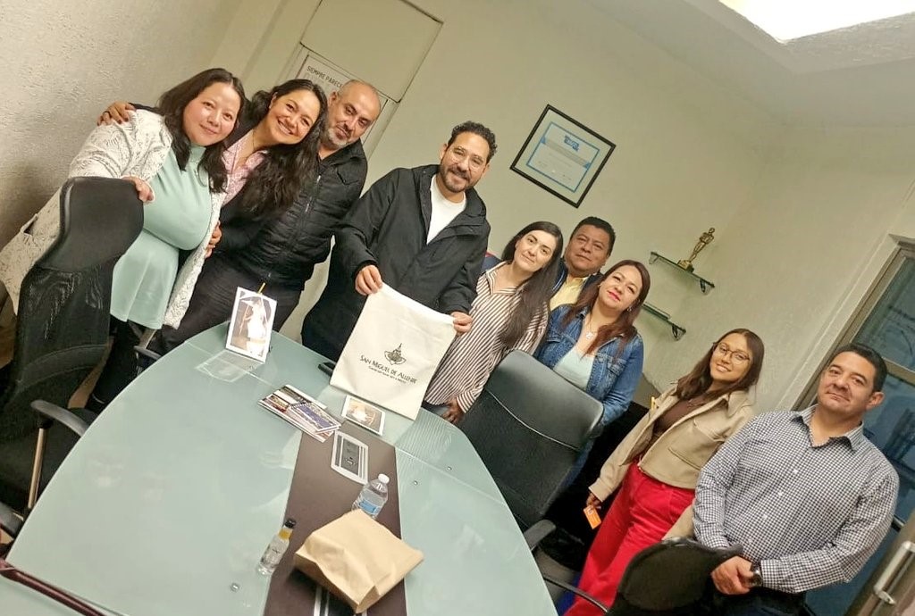 Comitiva de hoteles y prestadores de servicios turísticos de San Miguel de Allende visitan CDMX.