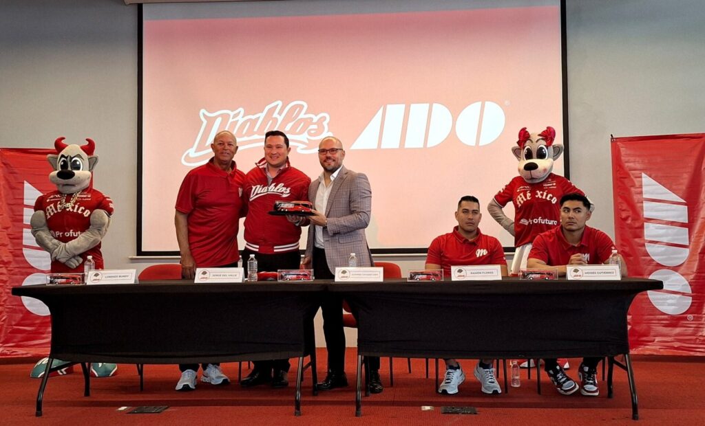 Diablos Rojos MX, actuales bicampeones de la Liga Mexicana de Béisbol.