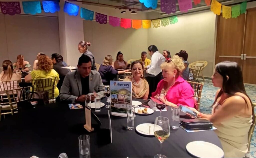 La gira de promoción de producto turístico incluyó Mérida, Cancún y Playa del Carmen.