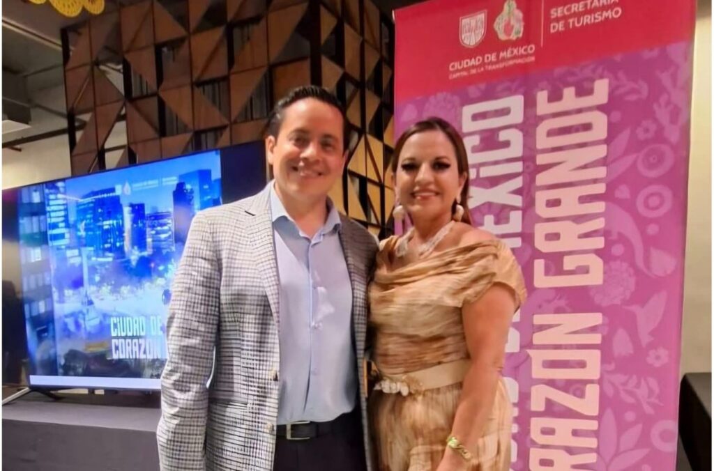 Raymundo Flores Meléndez y Adriana Martínez Ibarra.