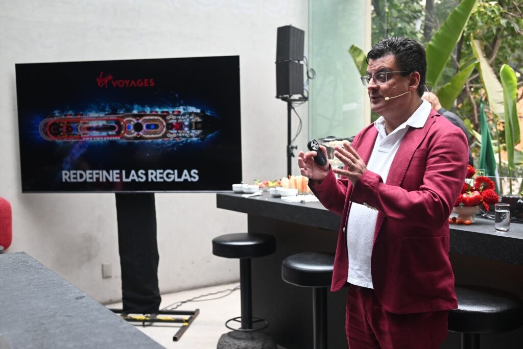 Alberto Muñoz, Associate Vice President Mexico & Latin America de Virgin Voyages.