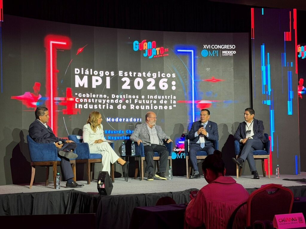 Panel: “Gobierno, Destinos e Industria: Construyendo el Futuro de la Industria de Reuniones”.